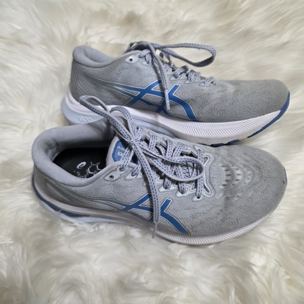 Asics Athletic Shoes in Gray and Blue